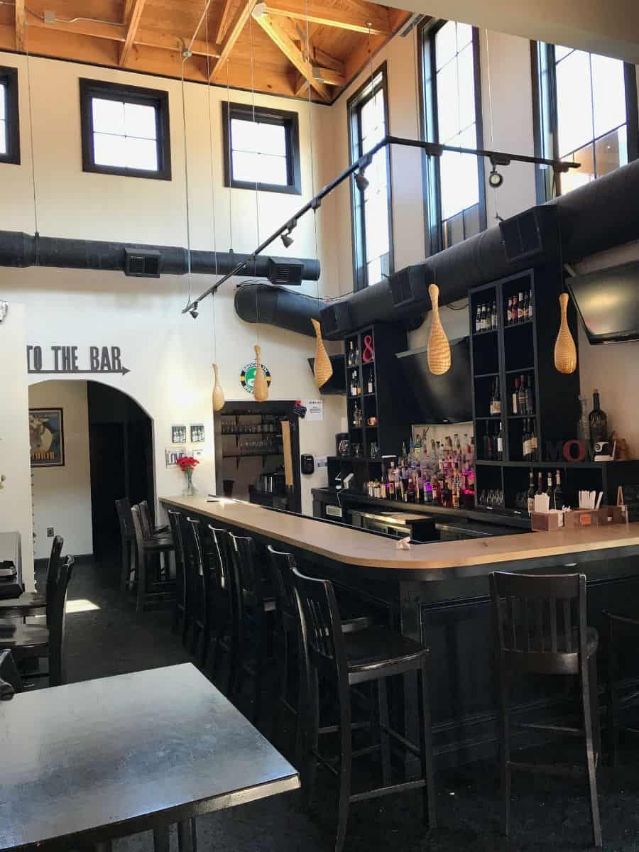 Johns Creek Restaurant w/Real Estate & 2nd Restaurant Bldg Near Avalon