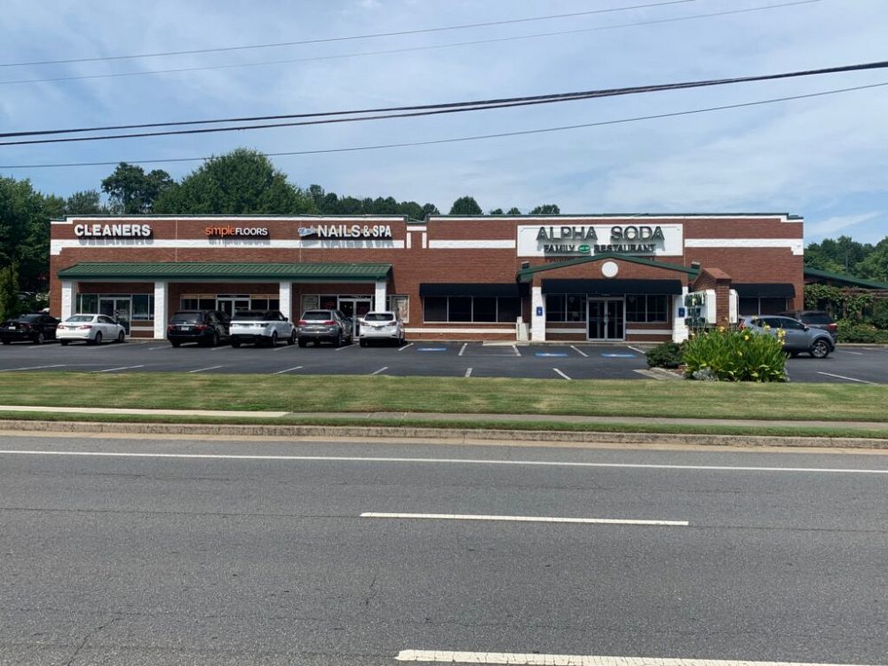 Alpharetta Restaurant for Lease Fully Equipped Turnkey or Convert to