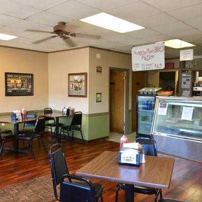 Norwich, NY Restaurant for sale: Comes fully furnished and equipped includes a managers apartment and
Real Estate office for rental income. Norwich, NY