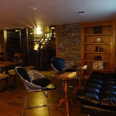 Dallas,  Restaurant for sale: Full Bar, Wine Cellar with great selection of wines, 2 Private Rooms for Business meetings or just private hang out spot, Upstairs, Patio