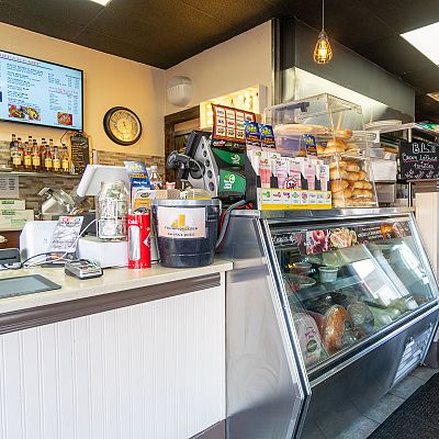 Harrison, NJ Restaurant for sale: Now offering a fully staffed grille and cafe in the heart of Harrison, NJ with a tremendous upside position! 