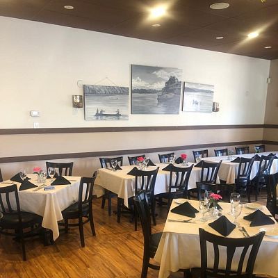 el segundo, CA Restaurant for sale: mandovi is located in a prime location during lunch we get 100 customers every day we are running for 5 years 
had to move back to india 