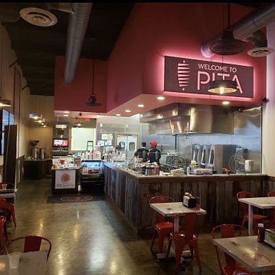 Greenville, South Carolina Restaurant for sale: This Great Restaurant is Located on woodruff rd! One of the most high traffic rd in SC. Very Low RENT and High profit!!!