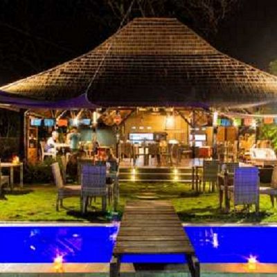 Gili Air, NTB Restaurant for sale: For sale is an elegantly built brand new pool restaurant in beautiful Gili Air. 