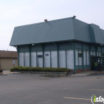 Oak Park, MI Restaurant for sale: This Oak Park restaurant is know for it's breakfasts, especially omelets, a wide Varity of homemade soups and has a built in customer base. 