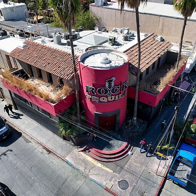 Cabo San Lucas, Baja California Sur Restaurant for sale: TURNKEY SPORTS BAR/RESTAURANT OPPORTUNITY! Amazing downtown restaurant location! In the heart of Cabo's Tourist District.