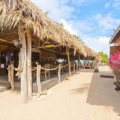 Hopkins, Stann Creek Restaurant for sale: 2 thriving BEACHFRONT restaurants  PLUS beautiful home located in the fabulous beachfront tourist destination of Hopkins, Belize!