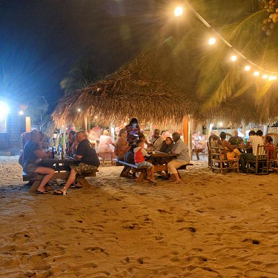 Hopkins, Stann Creek Restaurant for sale: 2 thriving BEACHFRONT restaurants  PLUS beautiful home located in the fabulous beachfront tourist destination of Hopkins, Belize!