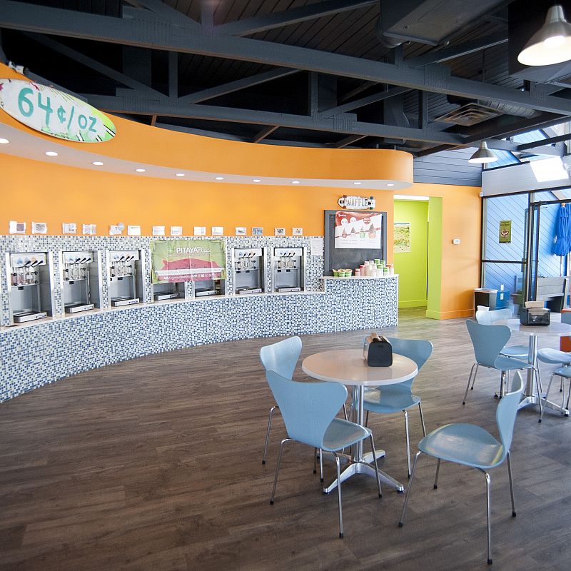 Vernon, BC Restaurant for sale: Exceptional opportunity to own Peachwave, Vernon's sole Frozen Yogurt location, with a prime location adjacent to the local high school.