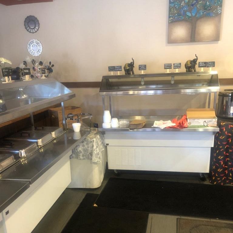el segundo, CA Restaurant for sale: mandovi is located in a prime location during lunch we get 100 customers every day we are running for 5 years 
had to move back to india 
