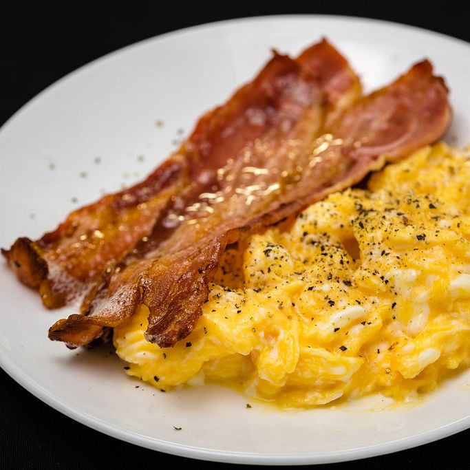 Greensboro, NC Restaurant for sale: This well-established restaurant with loyal customers and employees is a must-see. 